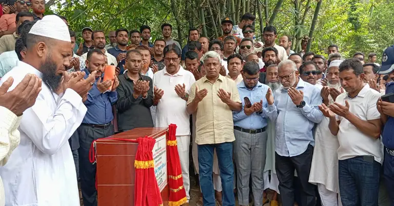 খাল খনন কর্মসূচির উদ্বোধনে প্রতিমন্ত্রী অমিত